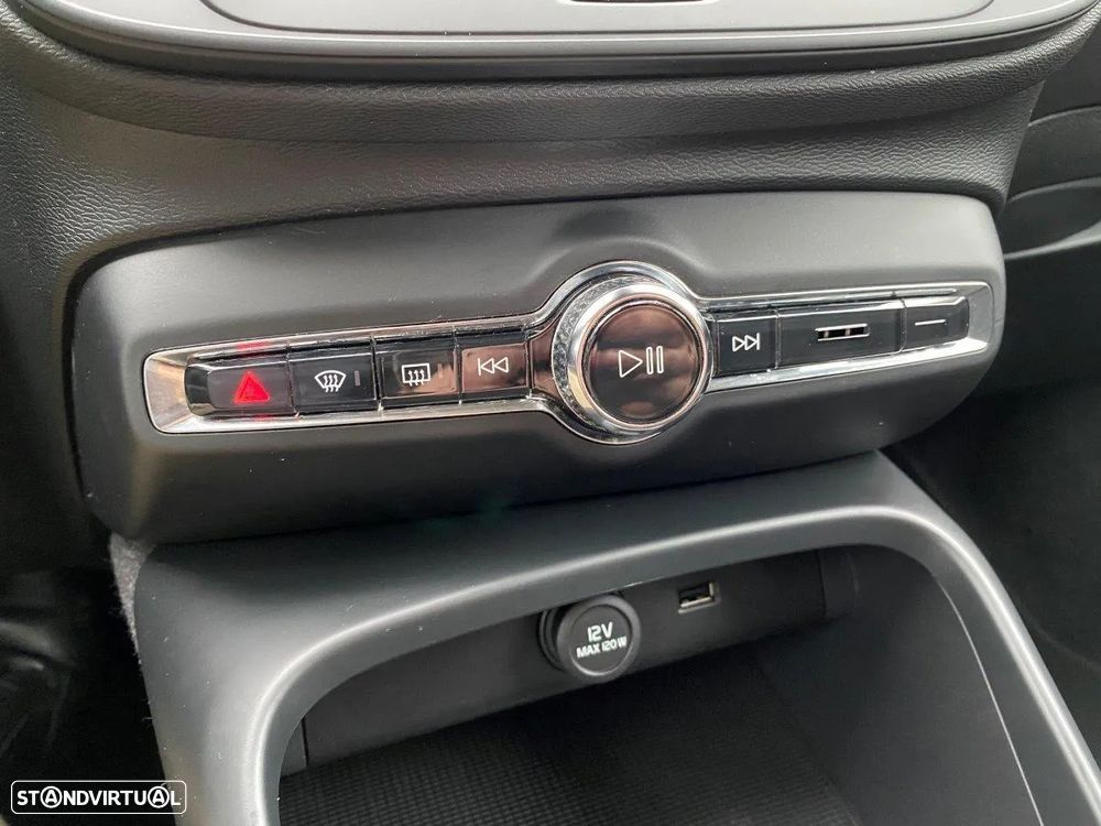 Volvo XC 40 2.0 D3 Momentum - 23