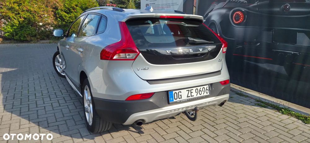Volvo V40 Cross Country D3 Drive-E Momentum - 11