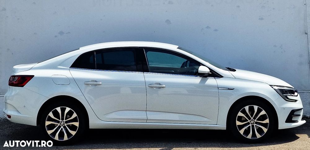 Renault Megane TCe EDC Intens - 8