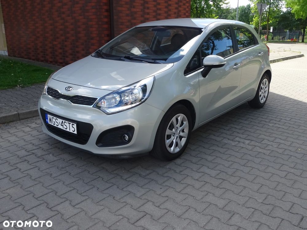 Kia Rio 1.1 crdi L - 2