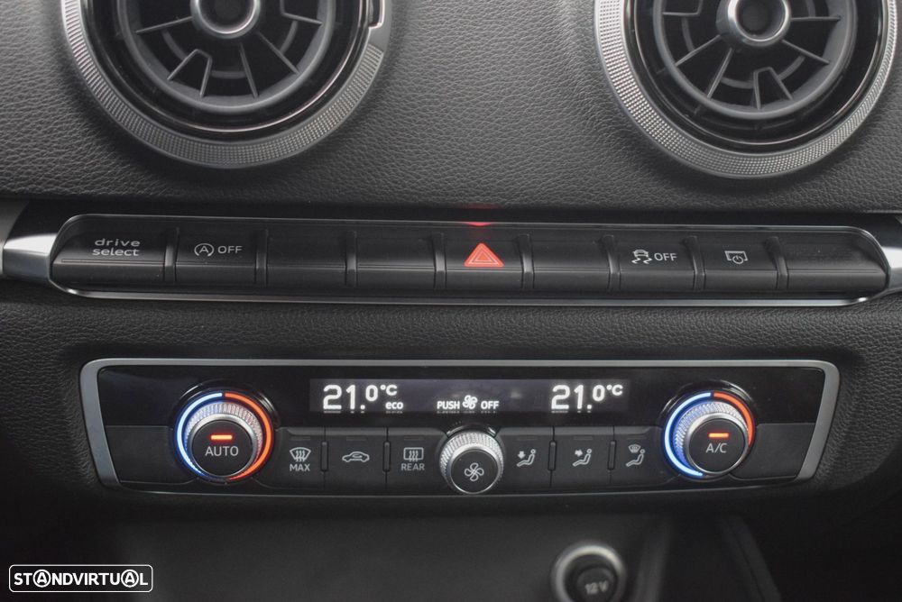 Audi A3 Sportback 1.6 TDI S-line - 36