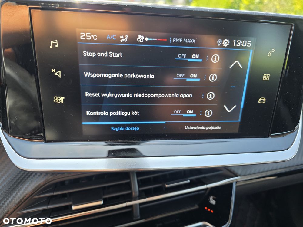Peugeot 2008 PureTech 100 Allure - 22