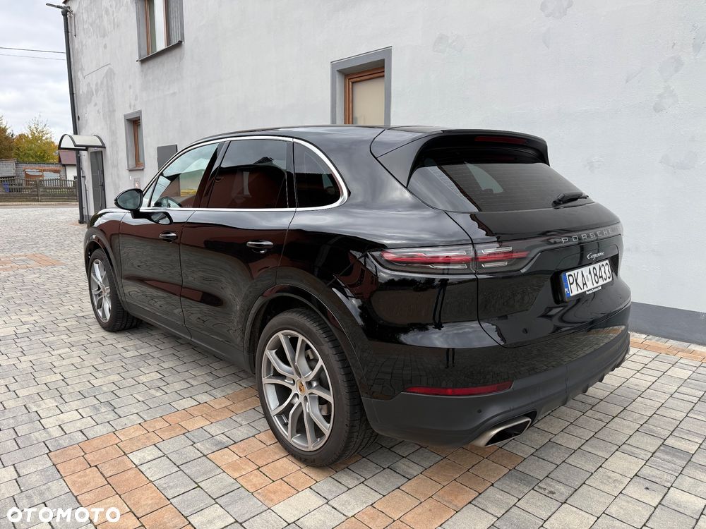 Porsche Cayenne Standard - 5