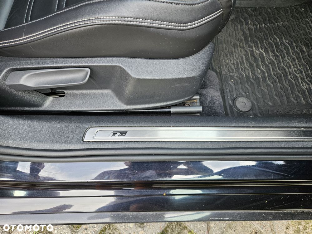 Volkswagen Passat - 26