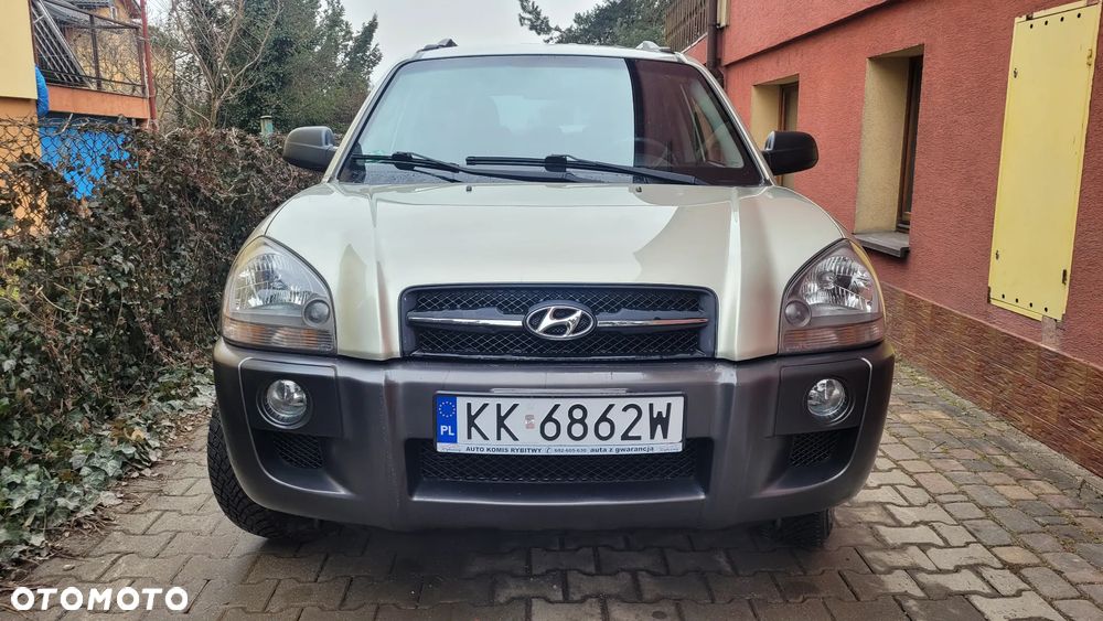 Hyundai Tucson 2.0 Comfort 2WD - 3