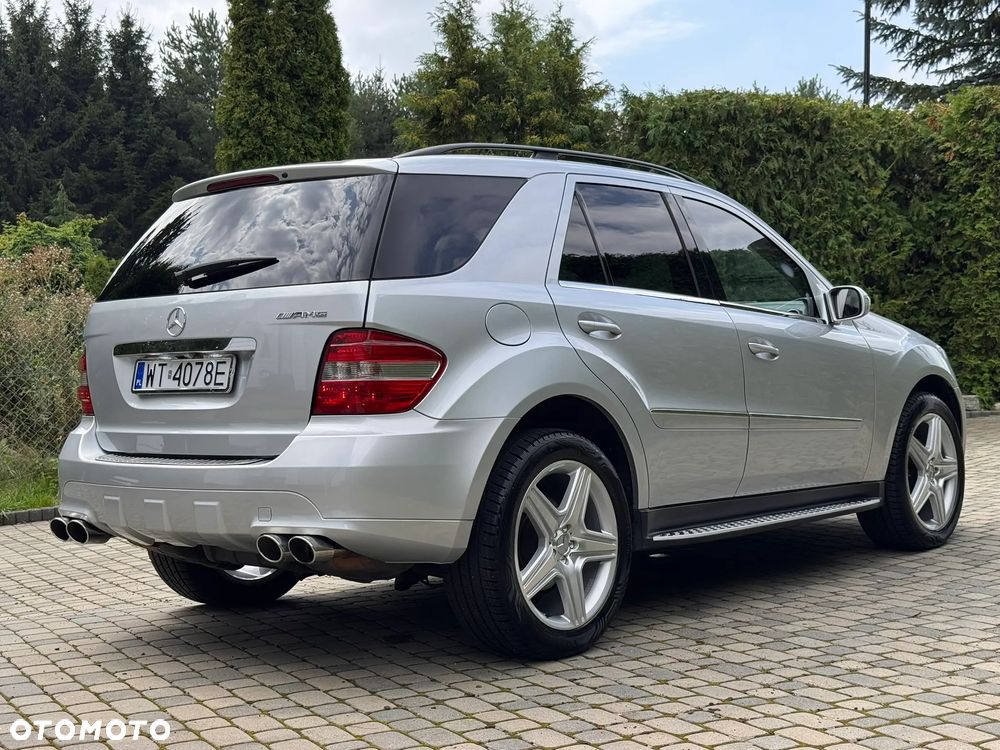 Mercedes-Benz ML 500 4-Matic - 13