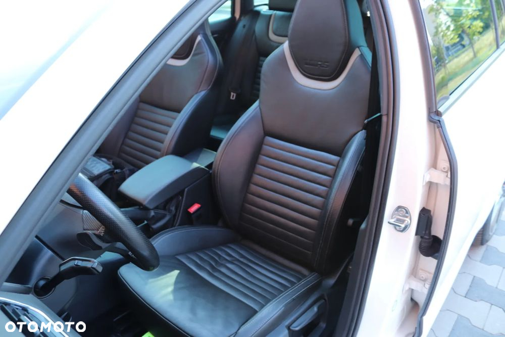 Skoda Octavia 2.0 TSI RS DSG - 17