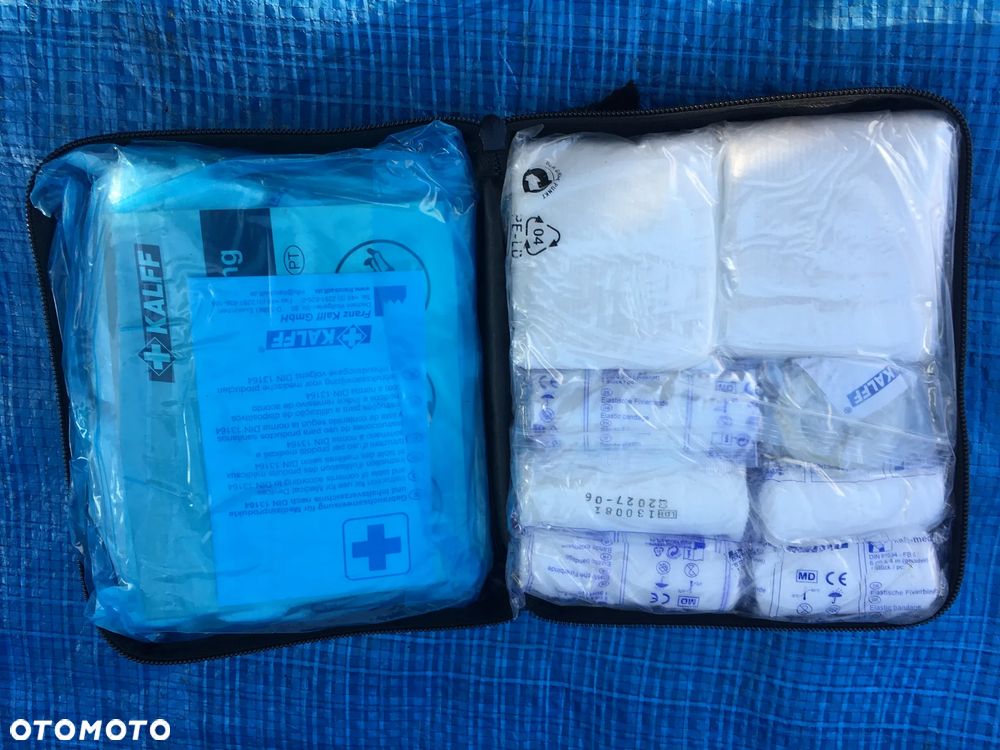 Audi Q5 80A A4 B9 A5 8W  Q7 4M Apteczka 8W0860282B - 2