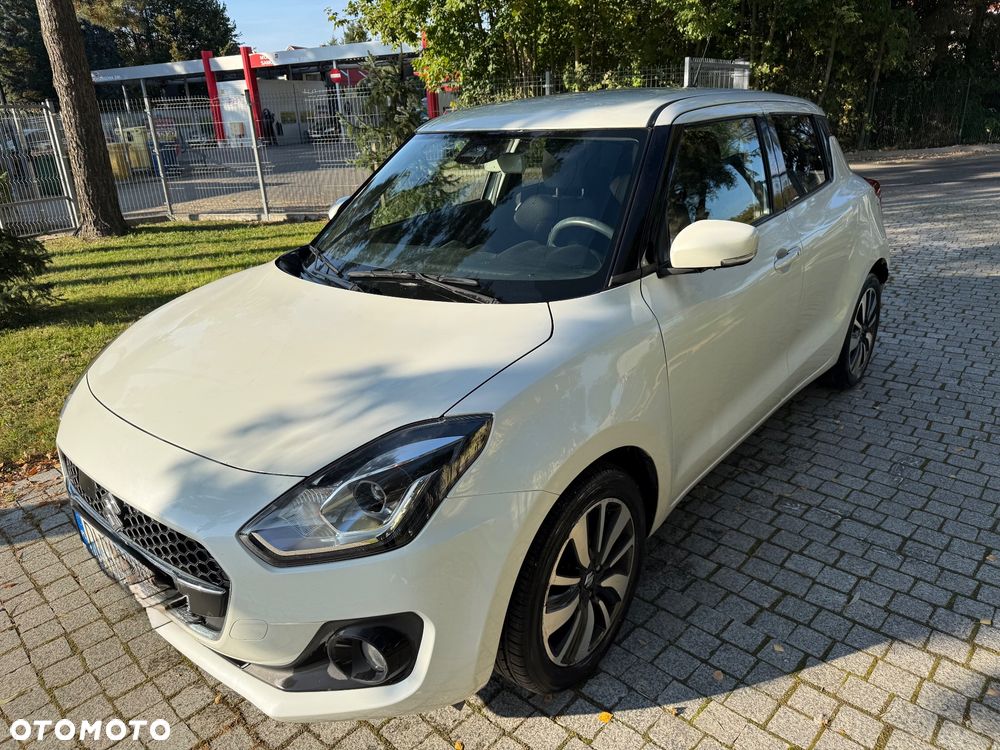 Suzuki Swift - 1