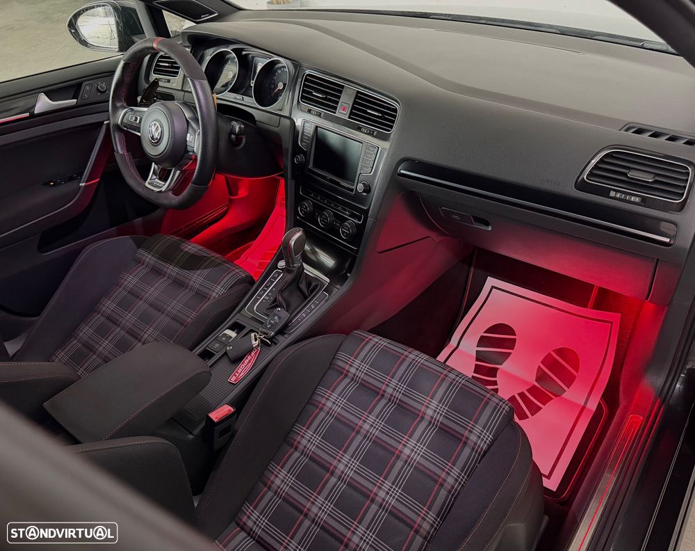 VW Golf 2.0 TSi GTi DSG - 10