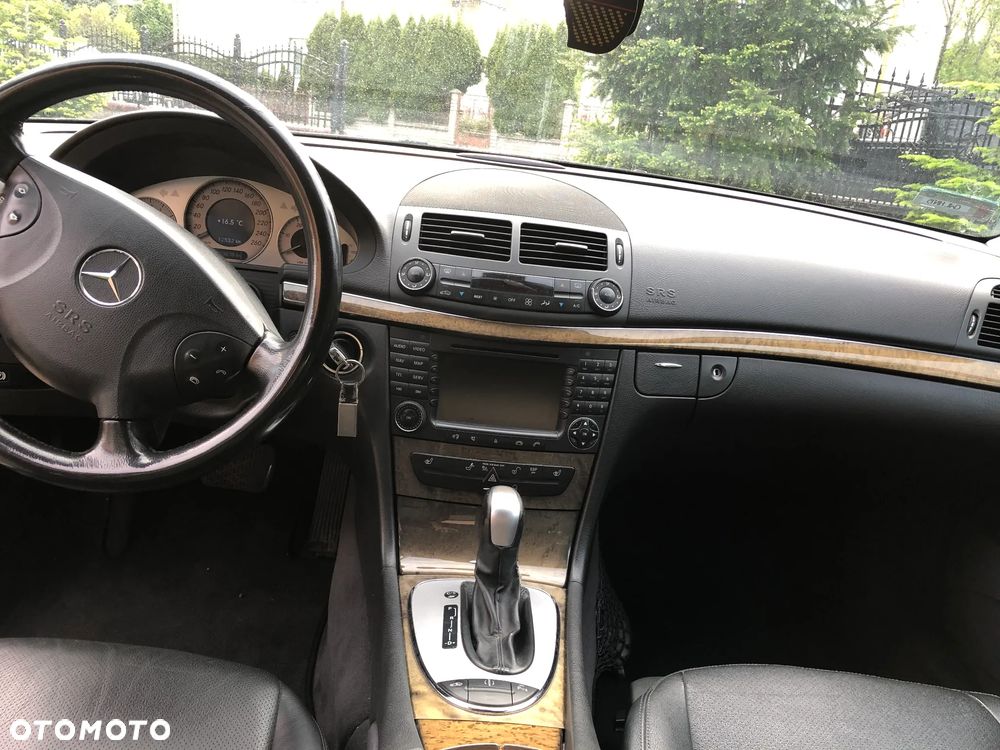 Mercedes-Benz Klasa E 280 CDI 4Matic Automatik Avantgarde DPF - 9