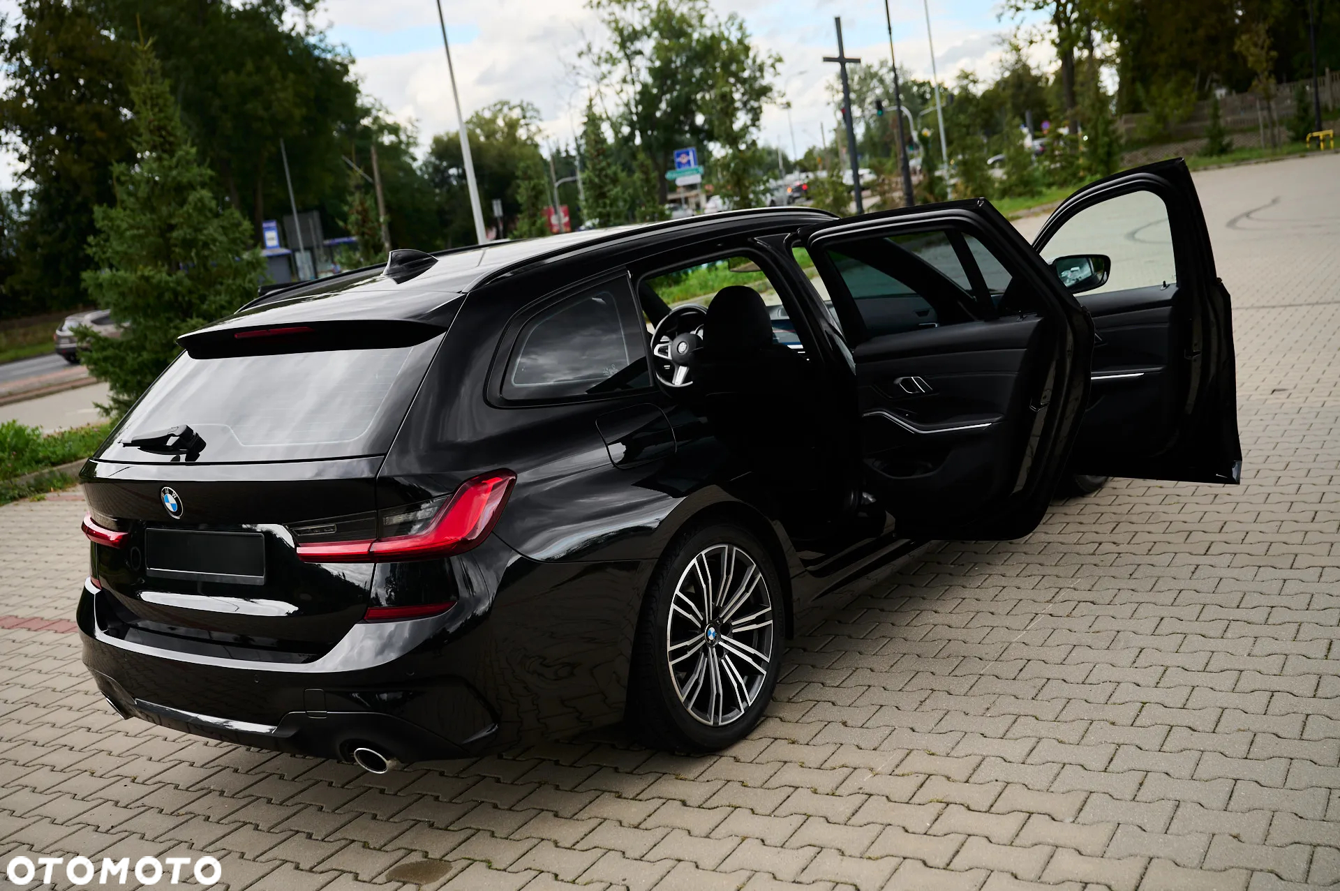 BMW Seria 3 320d M Sport sport - 22