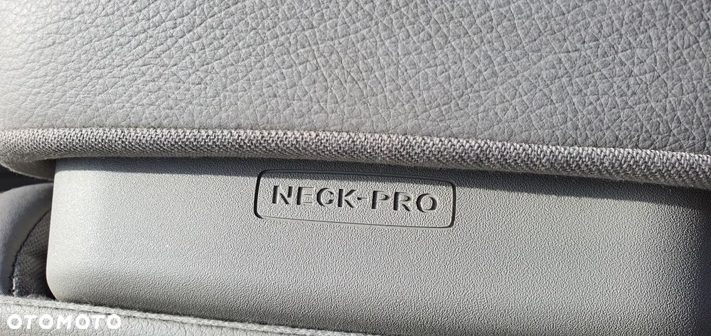 Mercedes-Benz Klasa E 350 BlueEffICIENCY - 37