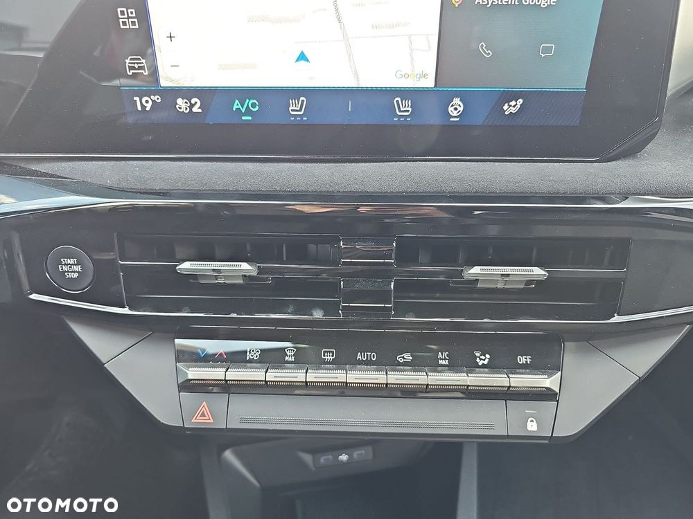 Renault Clio - 21
