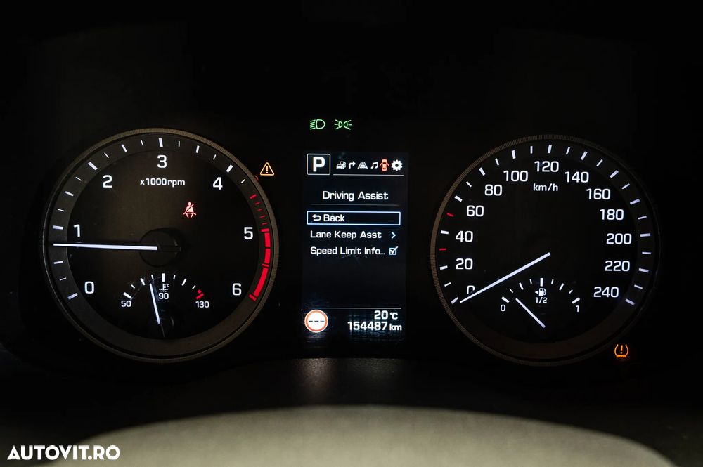 Hyundai Tucson 2.0 CRDI 4WD Automatik Premium - 21