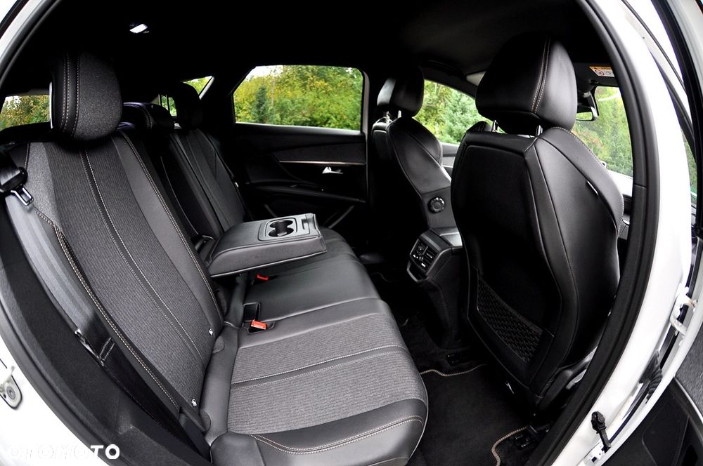 Peugeot 3008 - 25