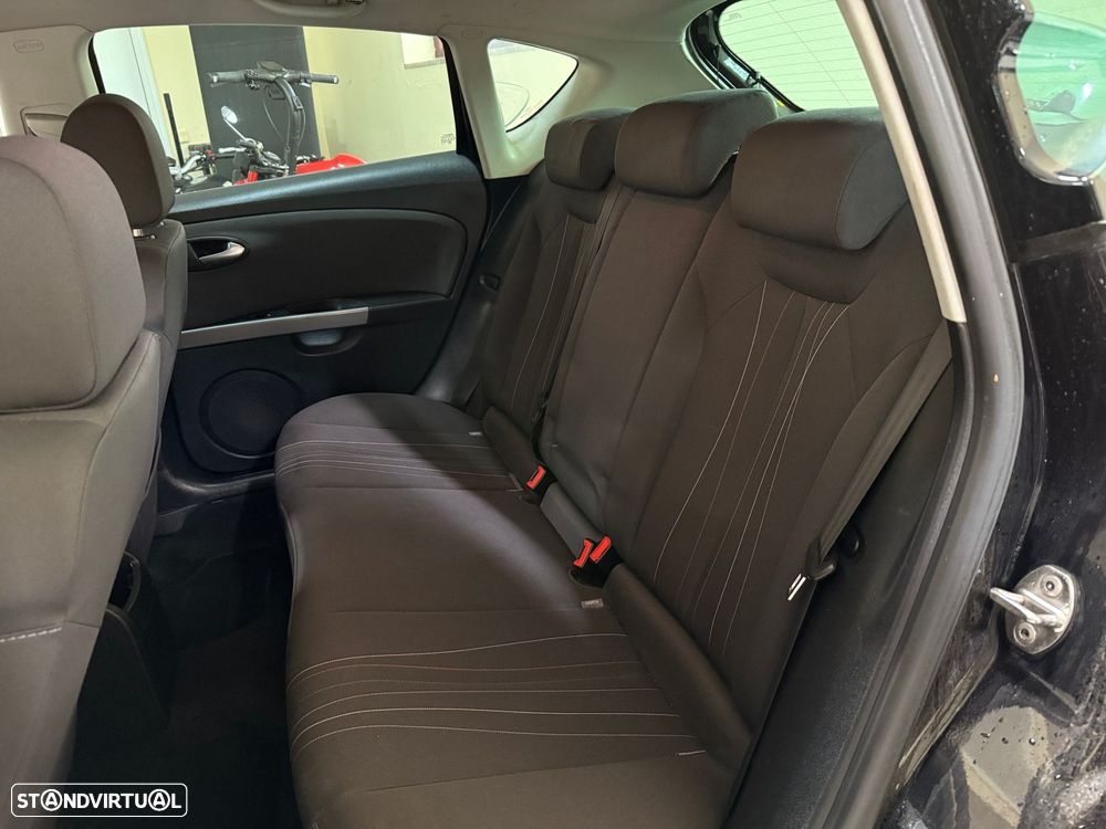 SEAT Leon 1.6 TDI Sport DSG - 25