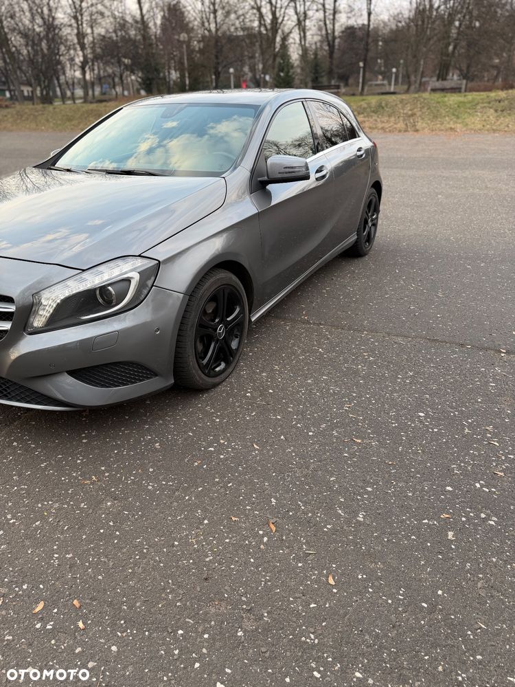 Mercedes-Benz Klasa A 200 CDI (BlueEFFICIENCY) 7G-DCT Urban - 2
