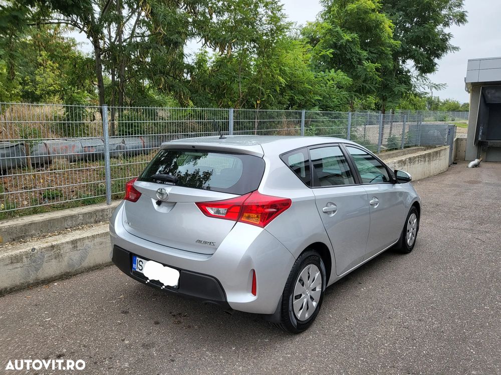 Toyota Auris 1.3 Dual VVT-i Stop&Start Luna - 9