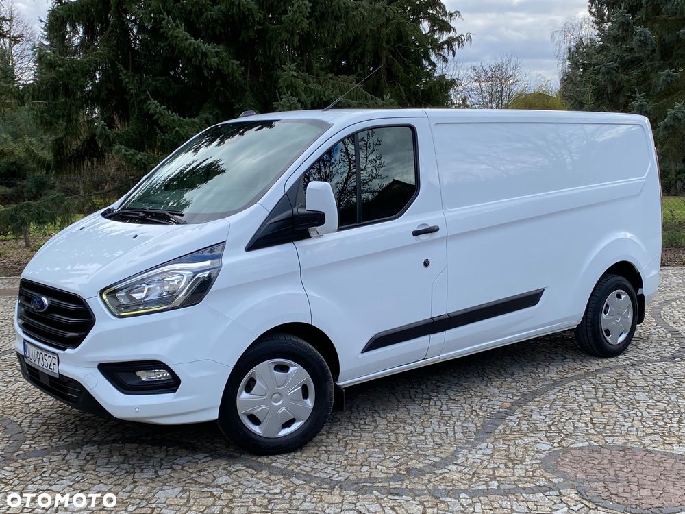 Ford TRANSIT CUSTOM - 3