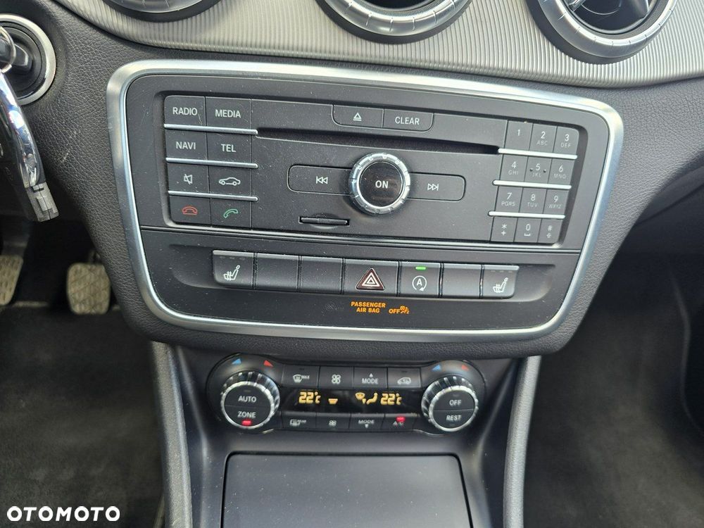 Mercedes-Benz CLA - 21