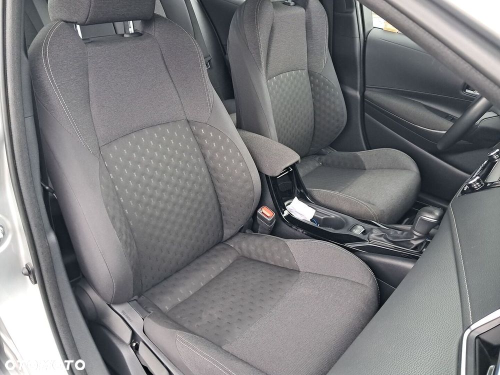 Toyota Corolla 1.8 Hybrid Comfort - 11