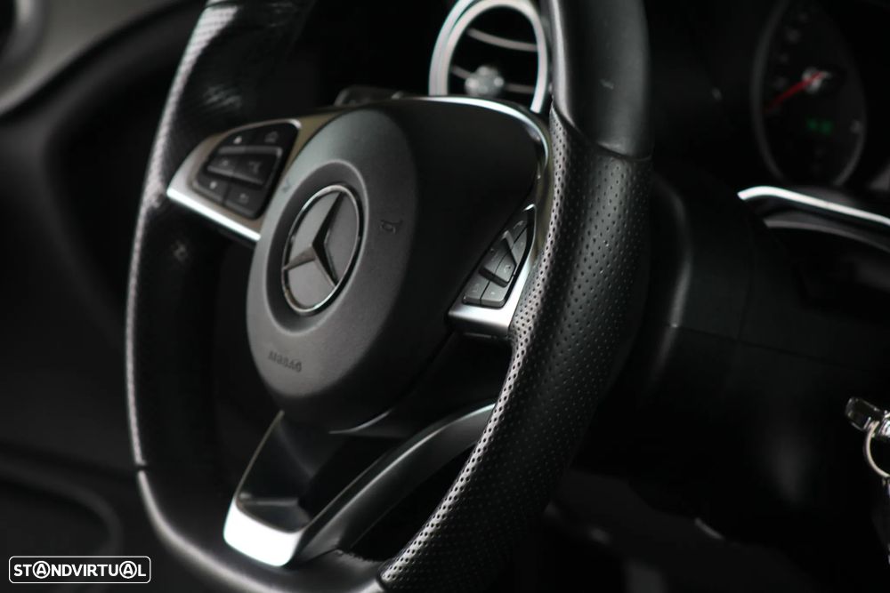 Mercedes-Benz C 220 d Cabrio AMG Line - 29