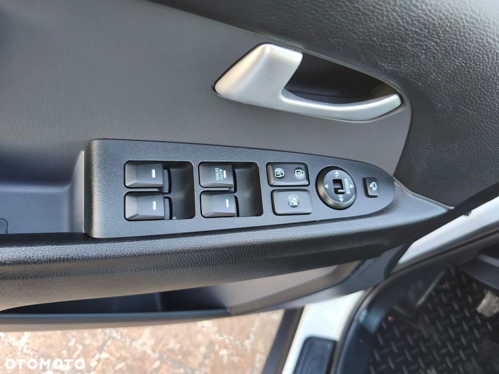 Kia Sportage 1.6 GDI L 2WD - 11