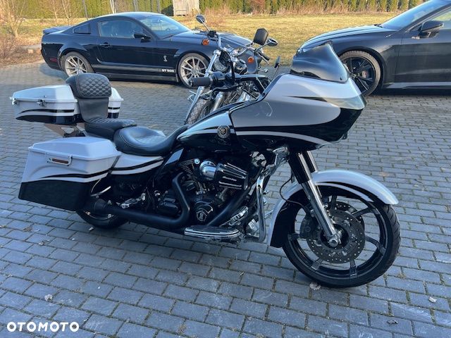 Harley-Davidson Touring Road Glide - 15