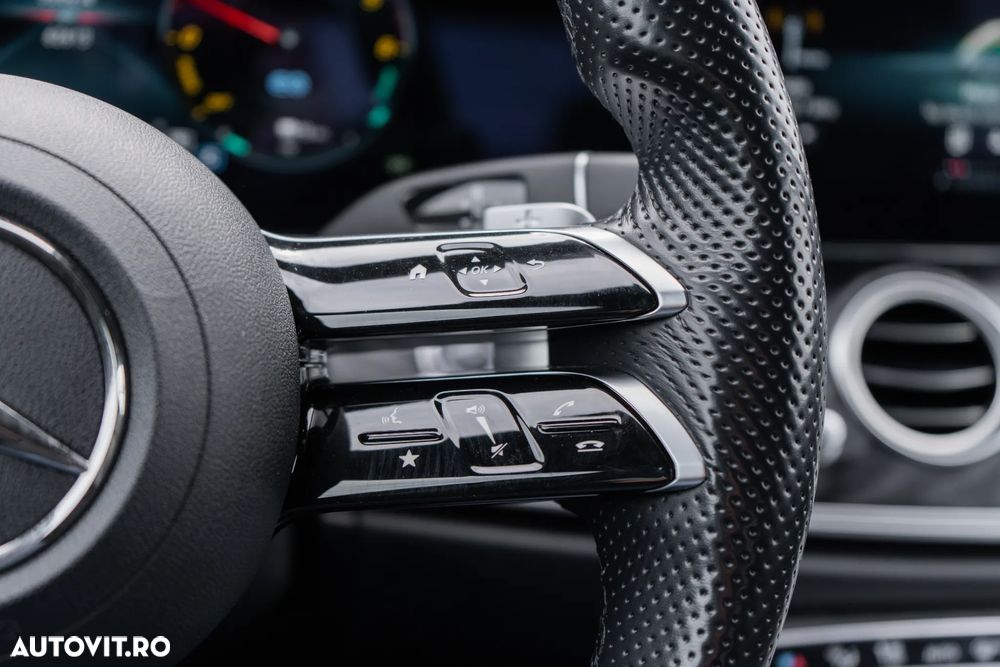 Mercedes-Benz E 300 de 9G-TRONIC AMG Line - 22