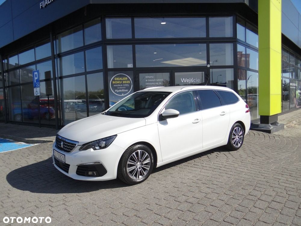 Peugeot 308 - 1