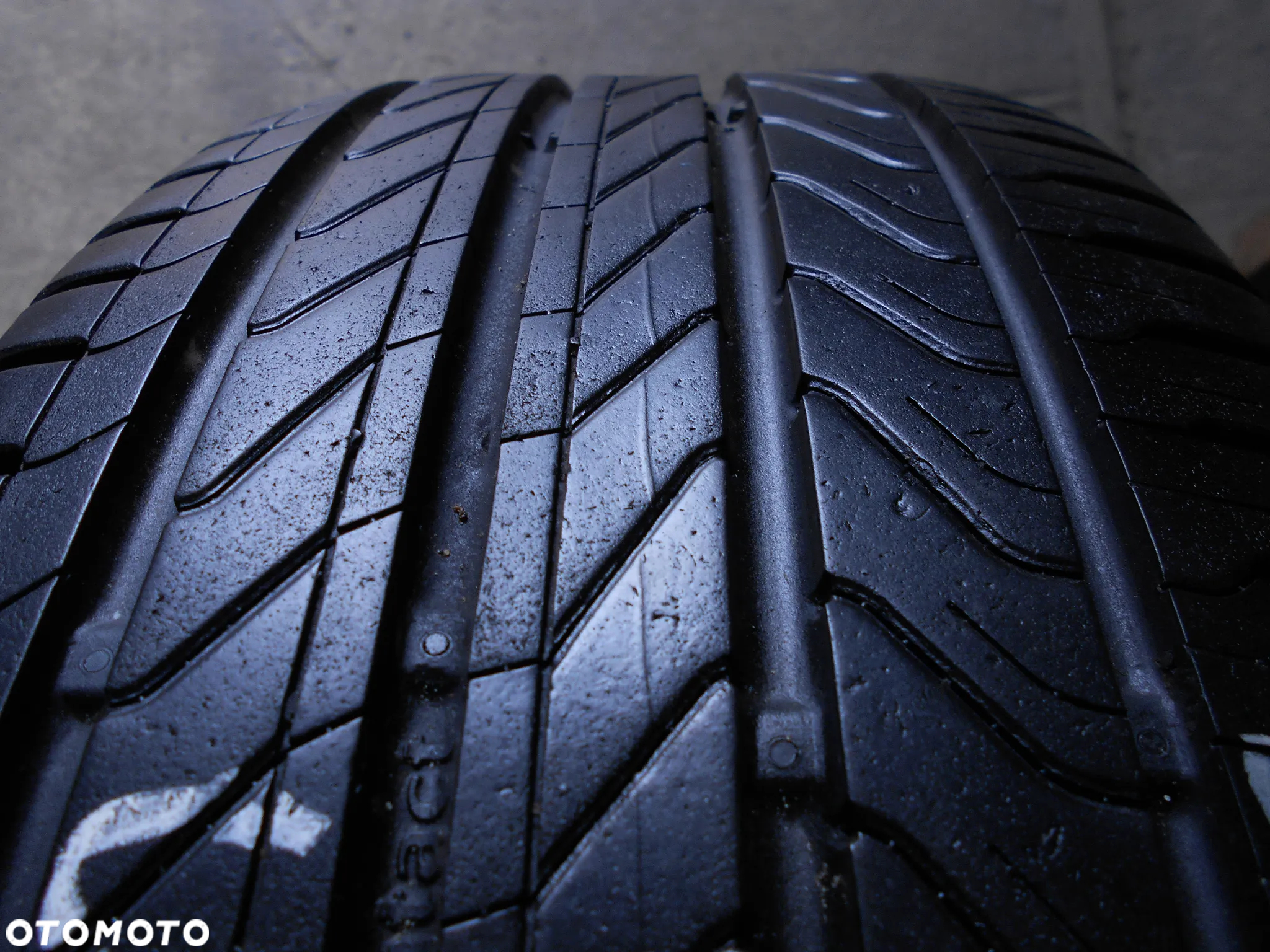 OPONY 205/55R16 CONTINENTAL ULTRA CONTACT DOT 1123 7.2MM - 4