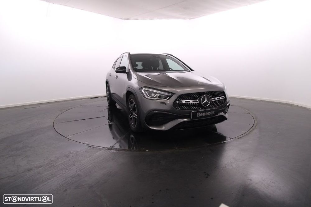 Mercedes-Benz GLA 180 d AMG Line - 11
