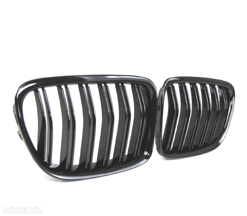GRELHA DUPLA BMW X1 E84 09-14 LOOK M4 PRETO BRILHANTE - 1