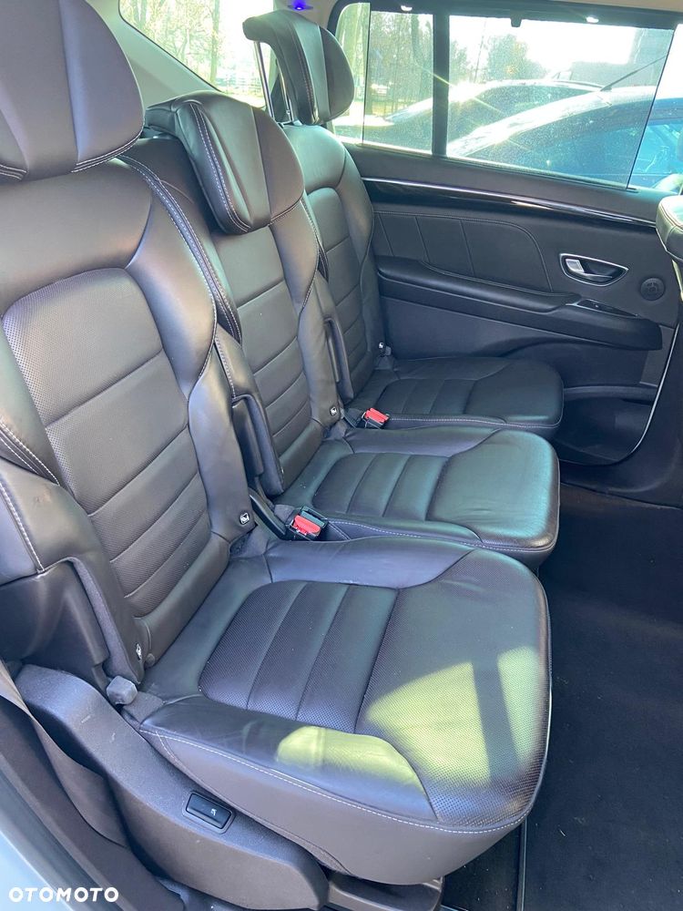 Renault Espace 1.6 dCi Energy Initiale Paris EDC - 18