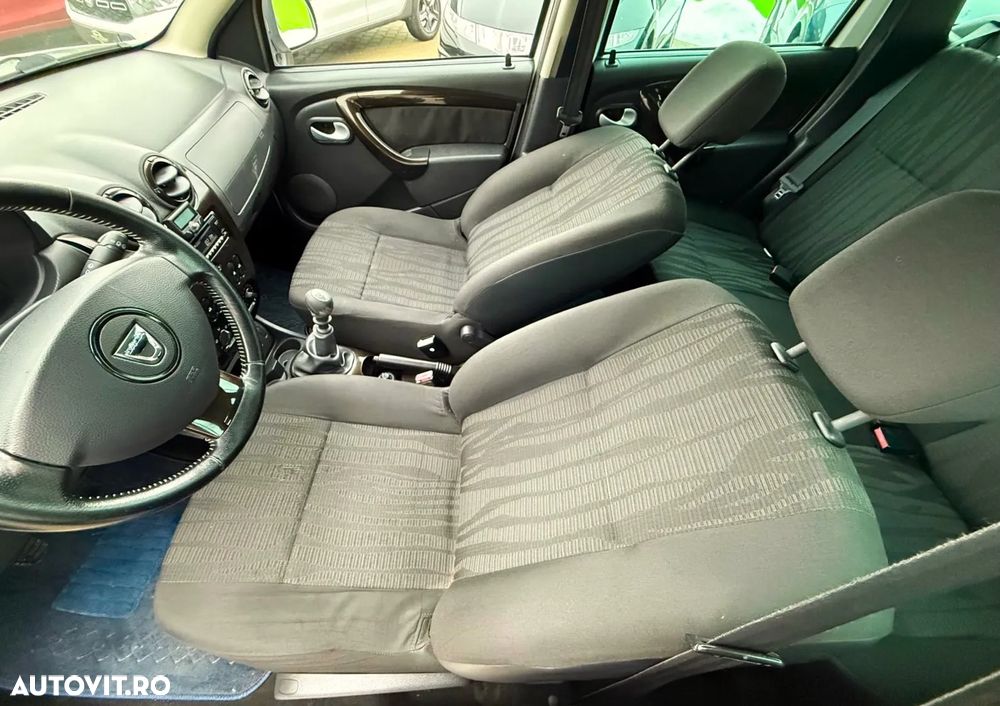 Dacia Duster 1.5 dCi 4x2 Laureate - 17