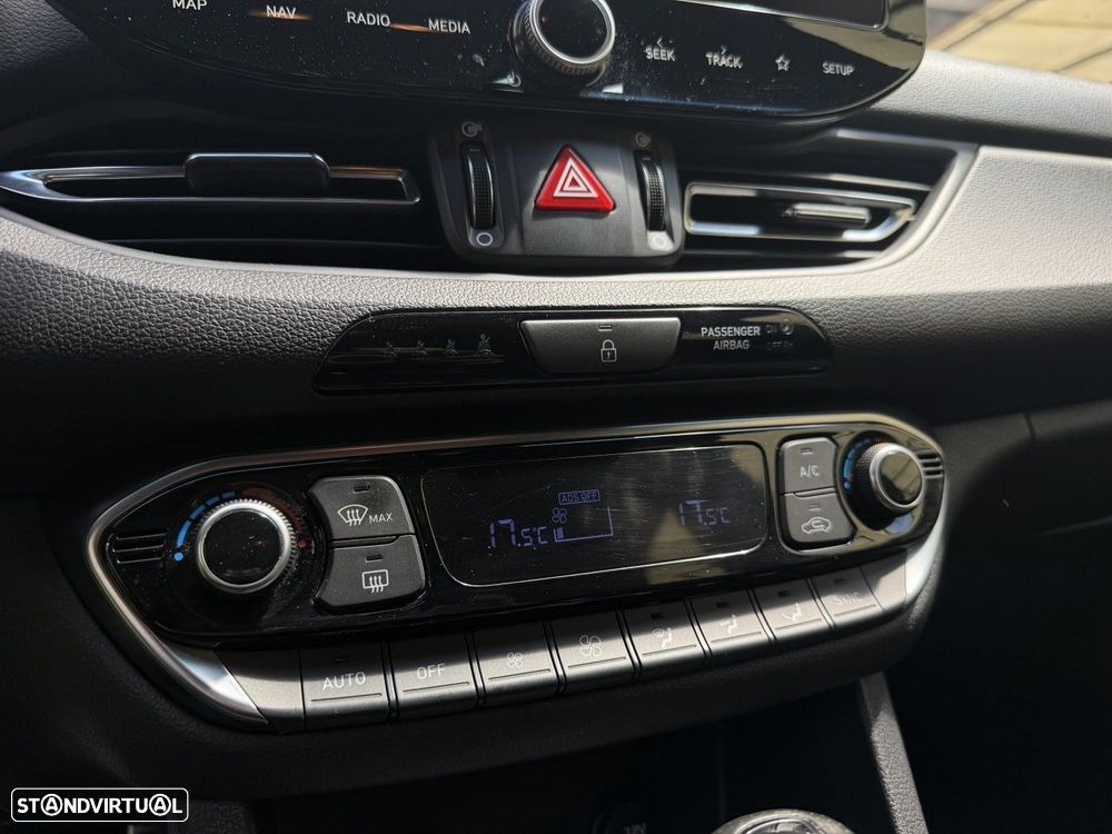 Hyundai i30 Fastback 1.0 T-GDi N-Line DCT - 33
