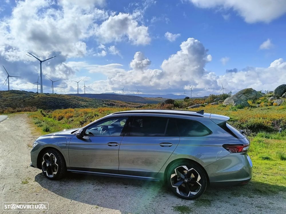 Skoda Superb 1.5 TSI iV Sportline DSG - 4