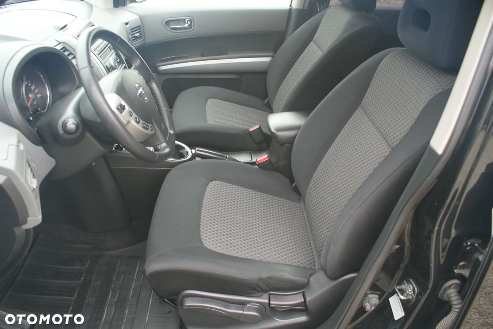 Nissan X-Trail 2.0 dCi 4x4 DPF SE - 8