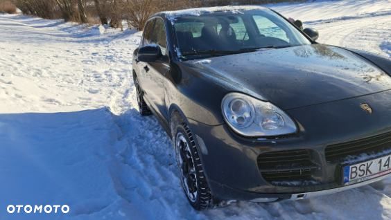 Porsche Cayenne - 24