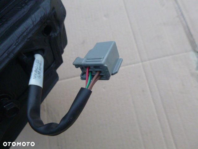 LUSTERKO LEWE ELEKTRYCZNE FORD FOCUS MK2 04-07 KOLOR H4 5 PINÓW - 2