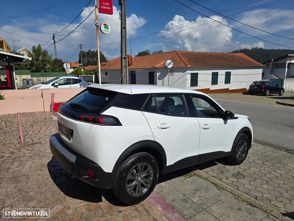 Peugeot 2008 1.2 PureTech Active Pack - 4