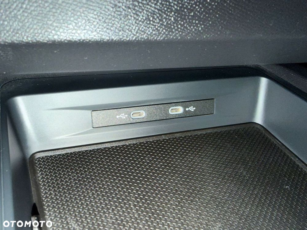 Seat Leon 2.0 TDI FR Black S&S - 24