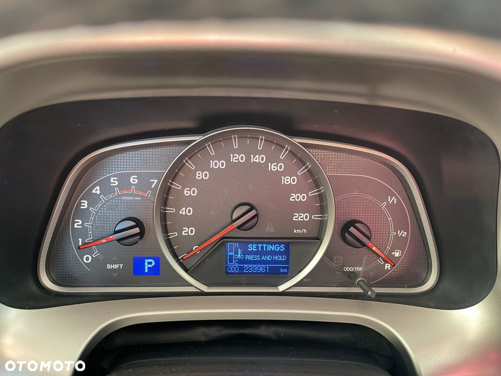 Toyota RAV4 - 5