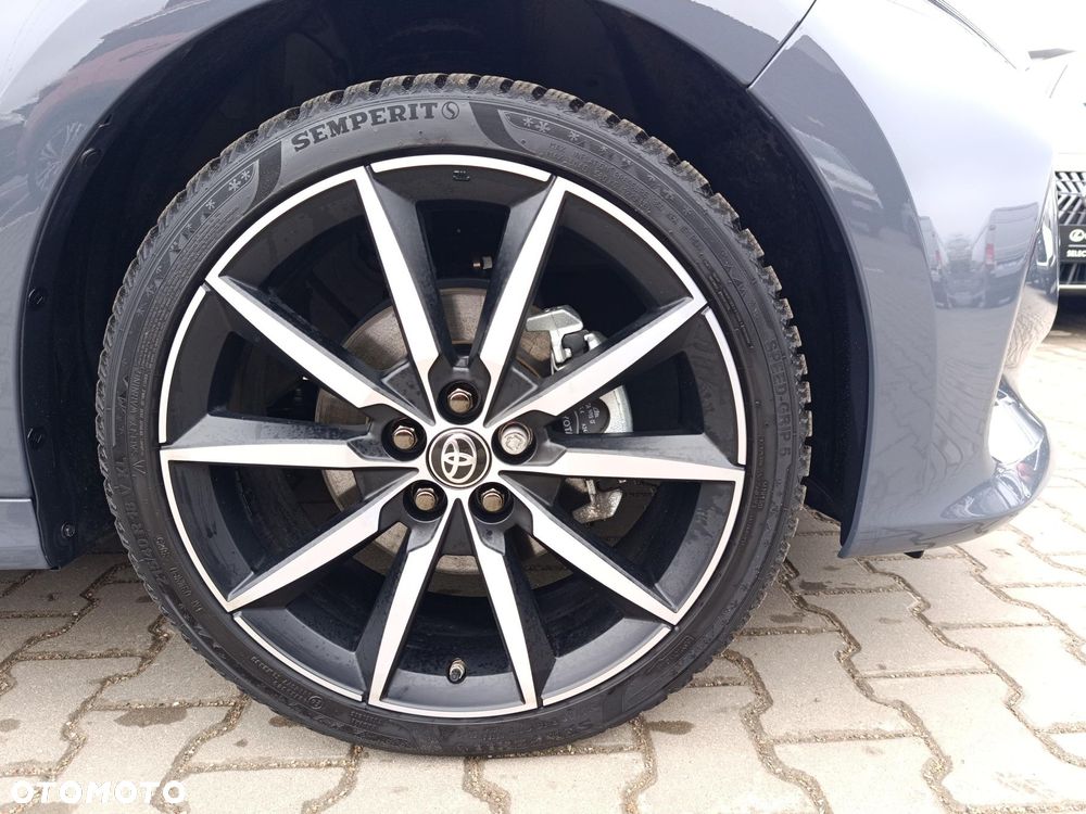 Toyota Yaris Hybrid 1.5 GR Sport - 14