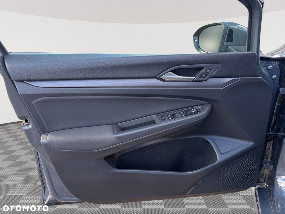 Volkswagen Golf 1.5 eTSI EVO Style DSG - 11