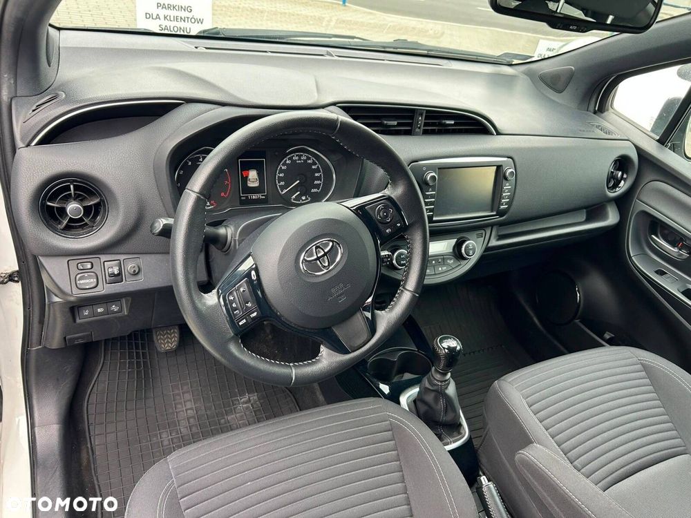 Toyota Yaris 1.5 Selection - 5