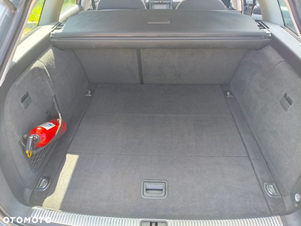 Audi A4 Avant 2.0 TDI - 19