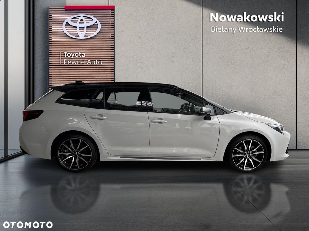 Toyota Corolla 2.0 Hybrid GR Sport Dynamic - 6