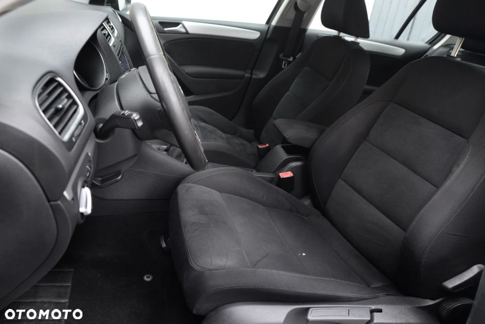 Volkswagen Golf 1.4 TSI Comfortline - 32